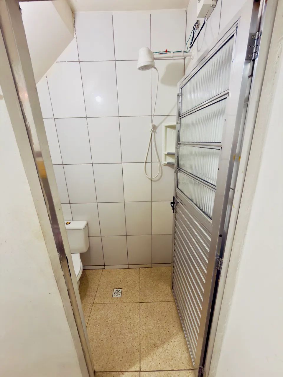 QUARTO PARA LOCAÇÃO ? R$ 770,00 - Foto 4