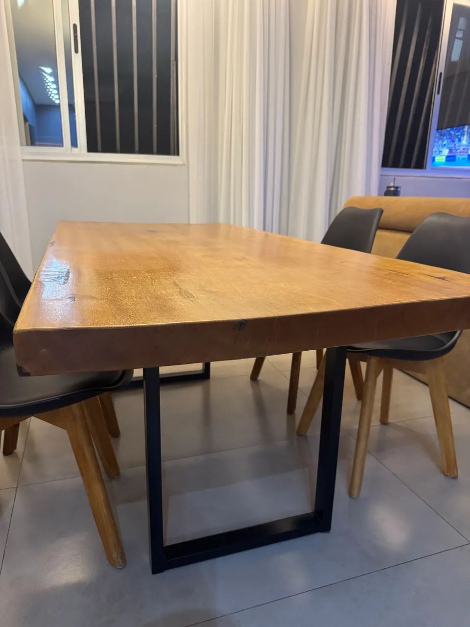 Mesa madeira maciça Pequiá65570225824898122