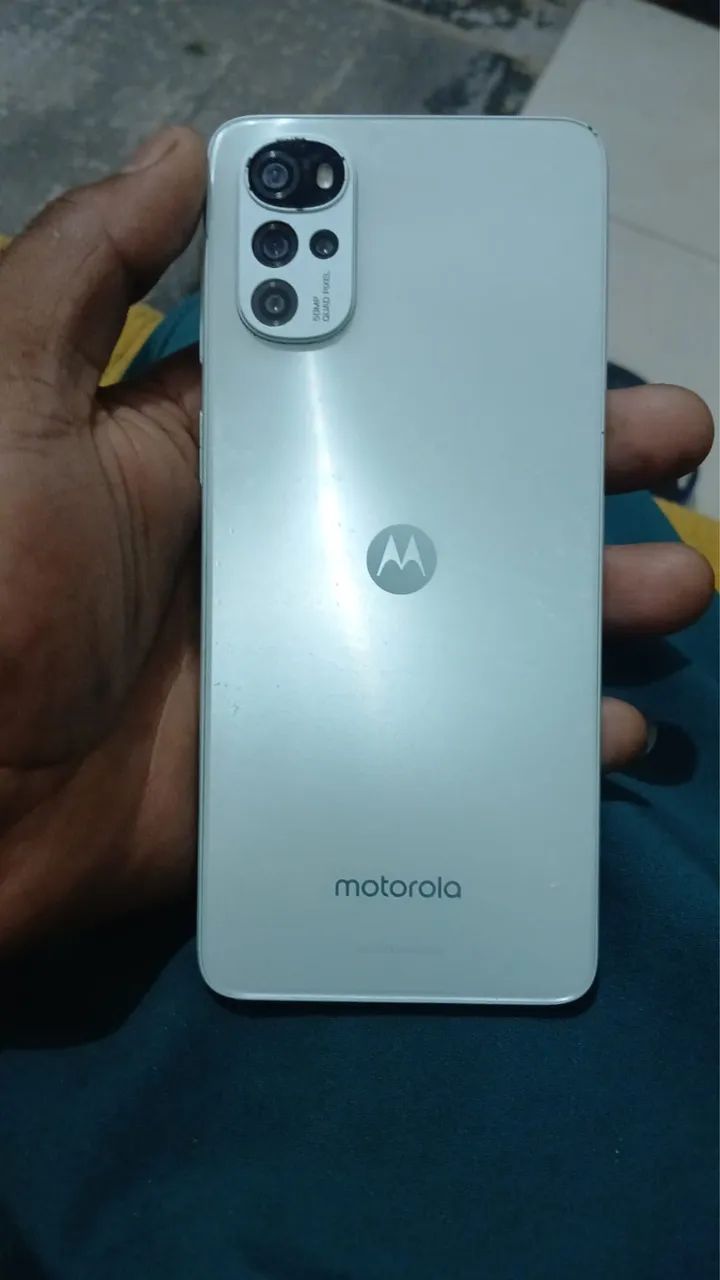 Moto g22 usado 