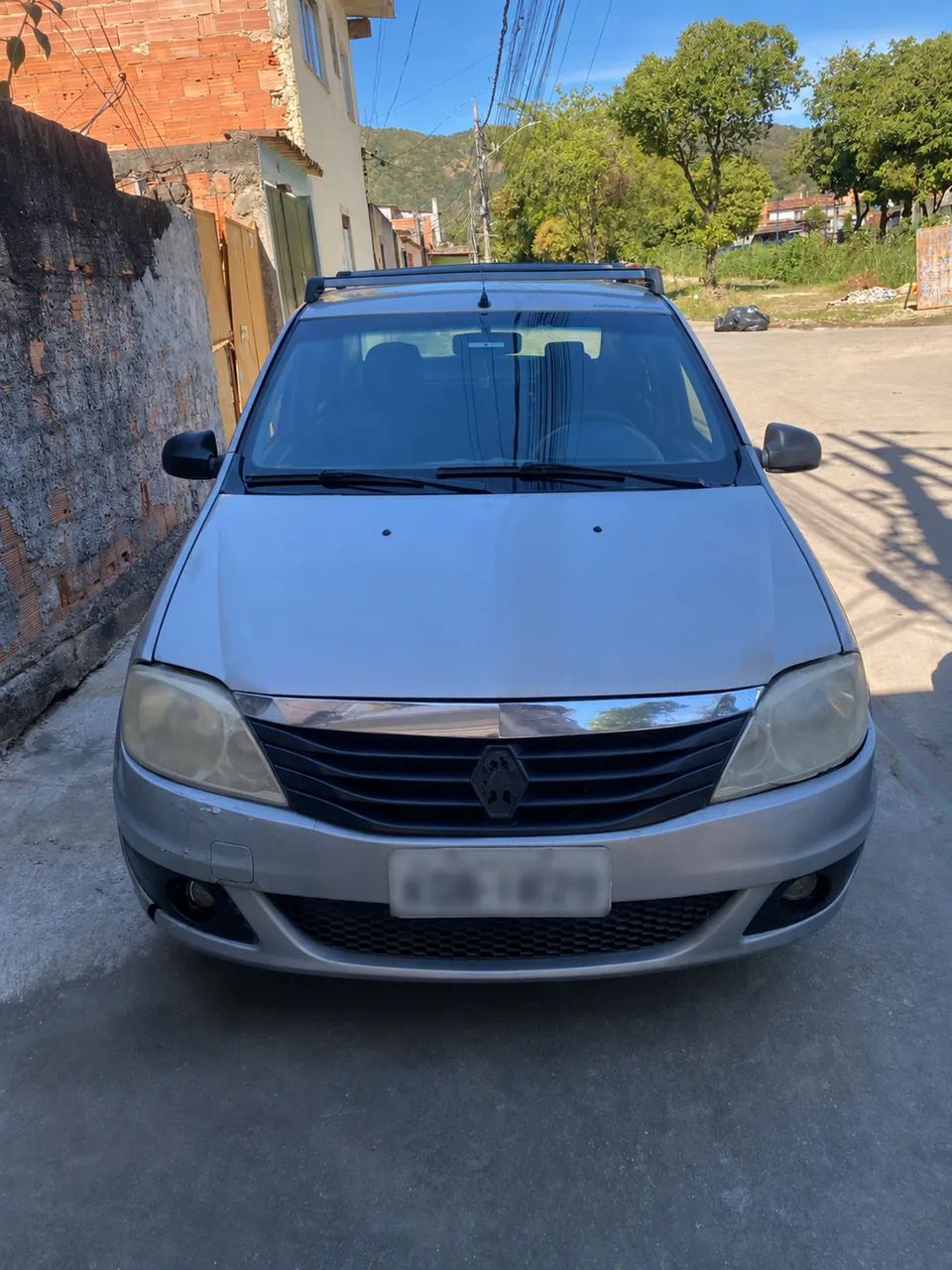 Renault Logan LOGAN Expres./Exp. UP Hi-Flex 1.0 16V 4p 2011