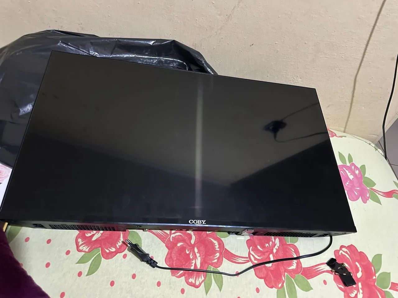 Vendo Tv 32 polegadas em ótimo estado 