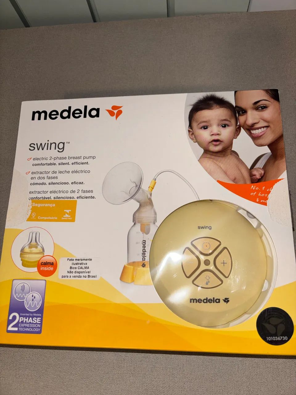 Bomba extratora de leite Medela Swing - Foto 4