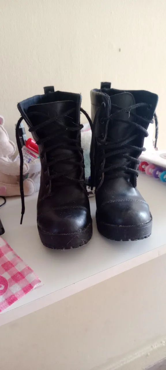 Bota estilo coturno com salto  - Foto 2
