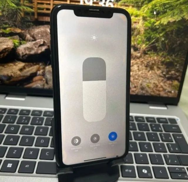 iPhone XR 128GB - Preto - Foto 2
