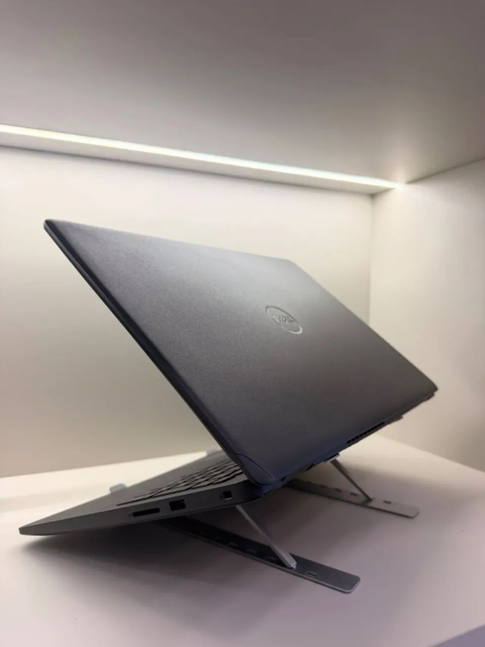 Notebook - Dell Pentium Gold- 8 GB RAM / SSD 128 SSD Nvme   - Foto 3