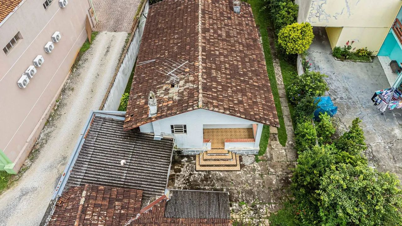 Terreno com 2.096,00m2 no Orleans