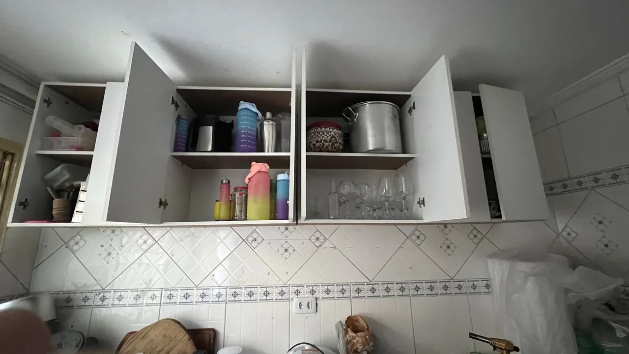 2 armários de cozinha 