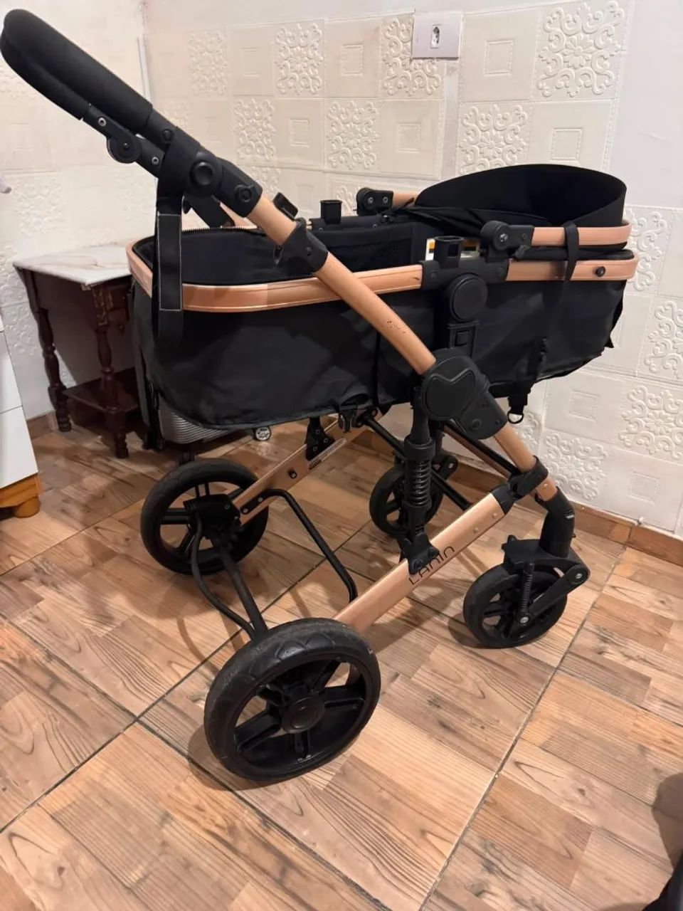Carrinho de bebê Moisés com bebê conforto importado  - Foto 2