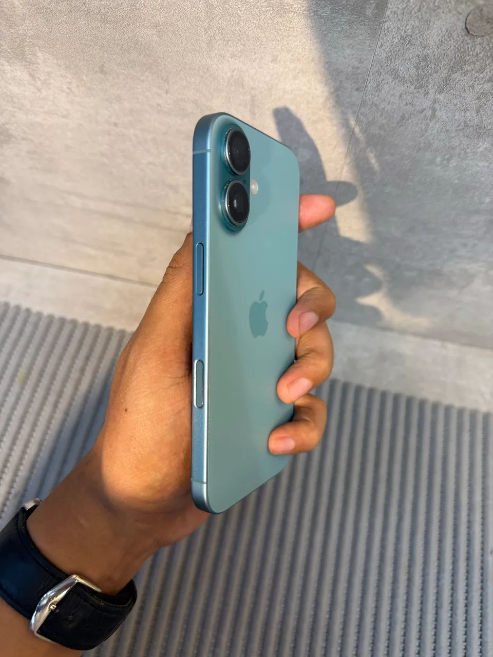 iPhone 16 256GB todo original  - Foto 2