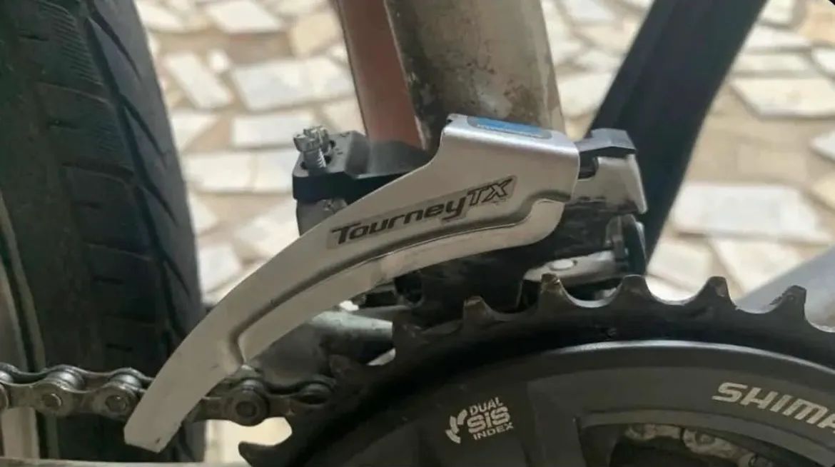 Bicicleta aro 26 de alumínio  - Foto 4