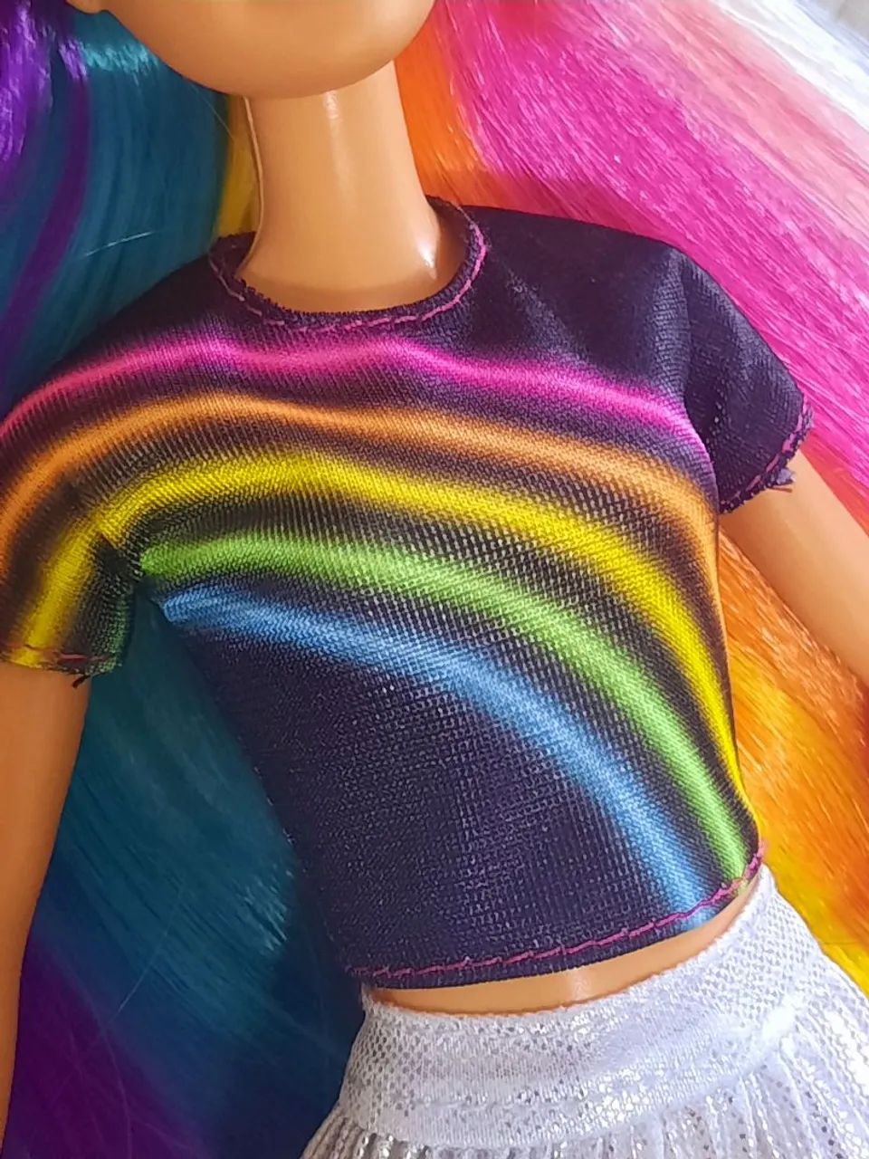 BONECA BARBIE CABELO DE ARCO-ÍRIS - Foto 2