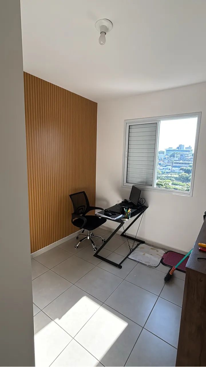 Mesa e cadeira escritório/ estudo
