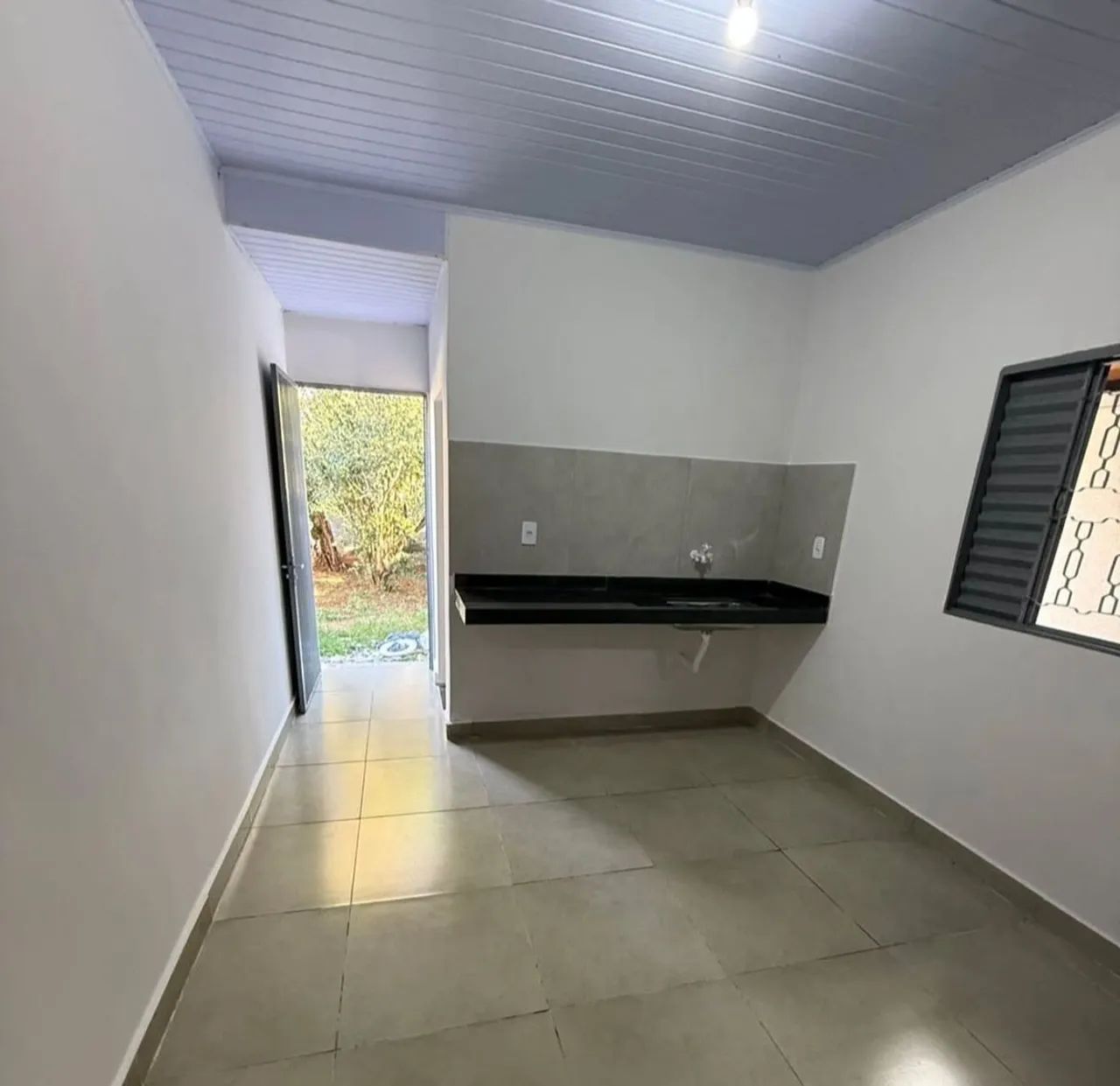 Vendo casa na QNL 