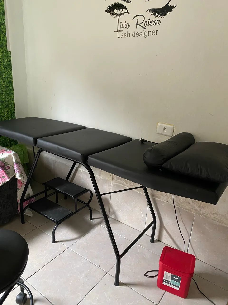 Estou vendendo um kit maca completo, usada mas em bom estado.