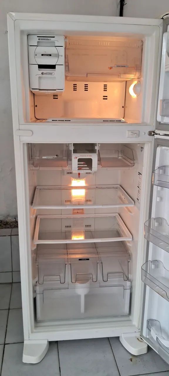 Geladeira brastemp duplex active! Frost free ENTREGO - Foto 6