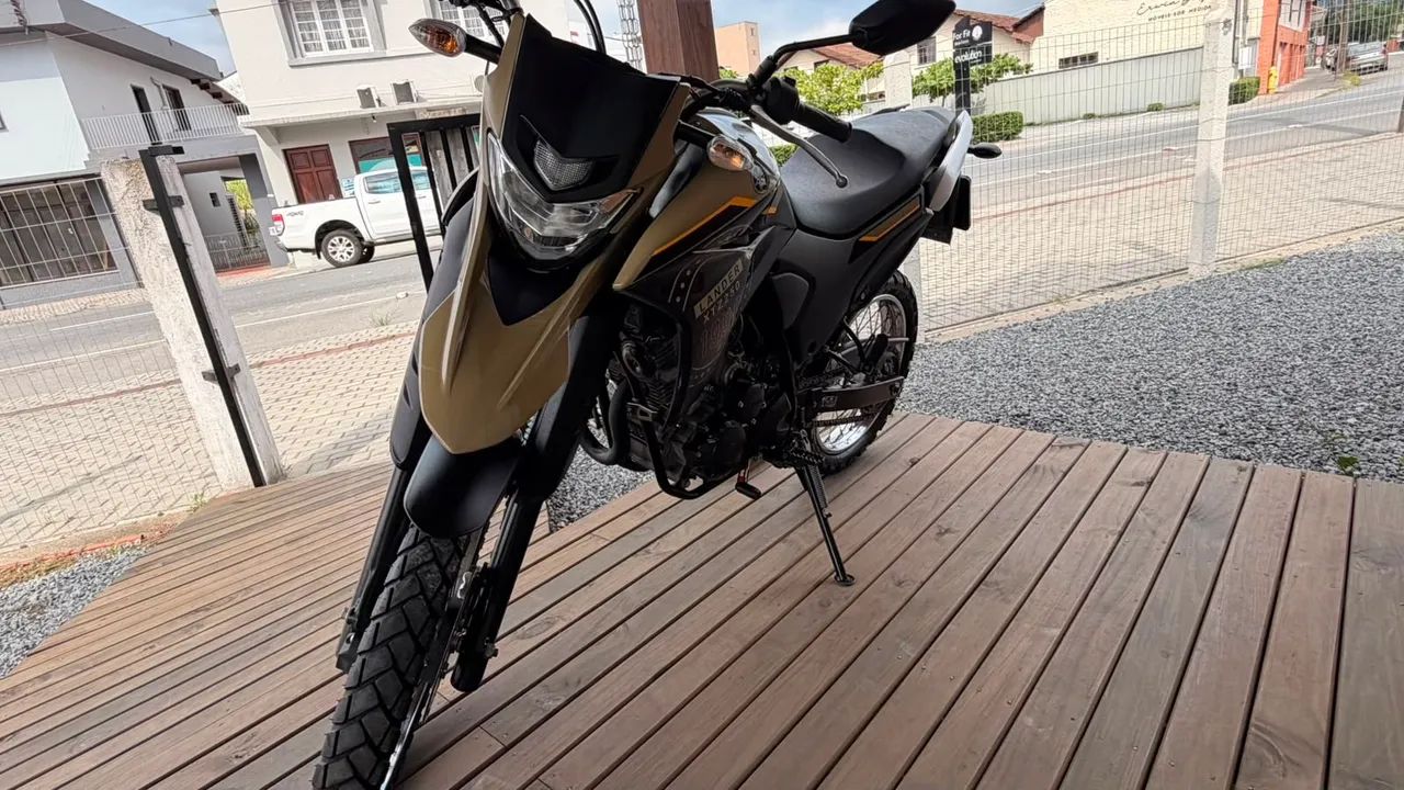 XTZ Lander 250cc - Muito nova - Foto 5
