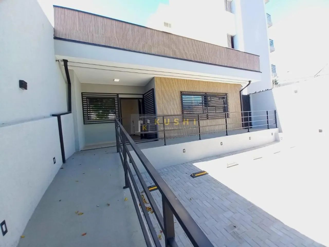 Casa à venda e para alugar em Campinas, Vila Lemos, com 7 quartos, com 200 m²