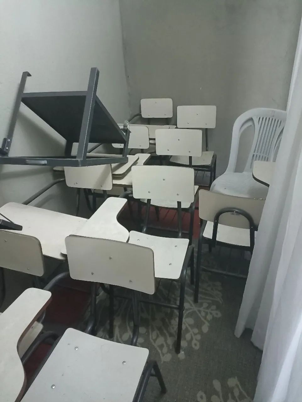 Cadeiras escolar  - Foto 3
