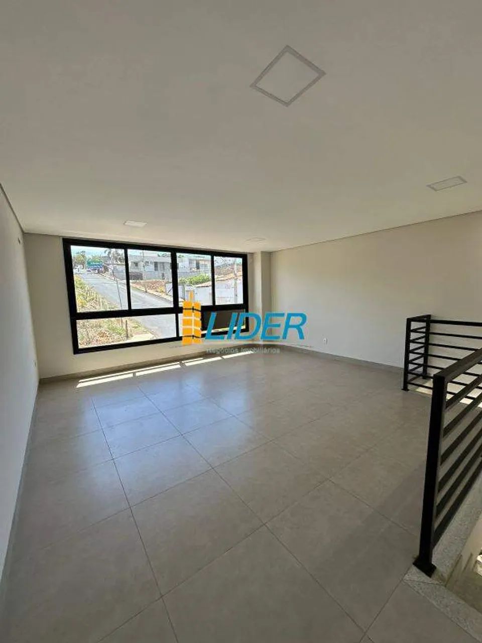 SALA COMERCIAL COM MEZANINO - Foto 5