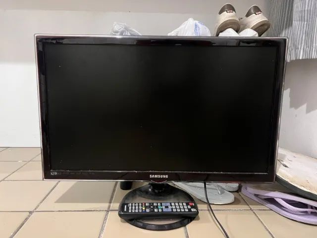 Monitor Samsung (COM DEFEITO) - Foto 2