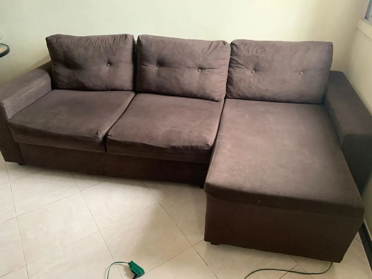 Sofá 3 lugares com charme esquerda  - Foto 3