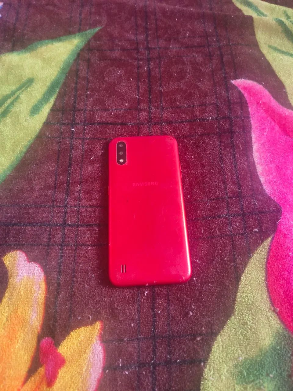 Alguém que compra celular quebrado para retirar peças - Foto 2