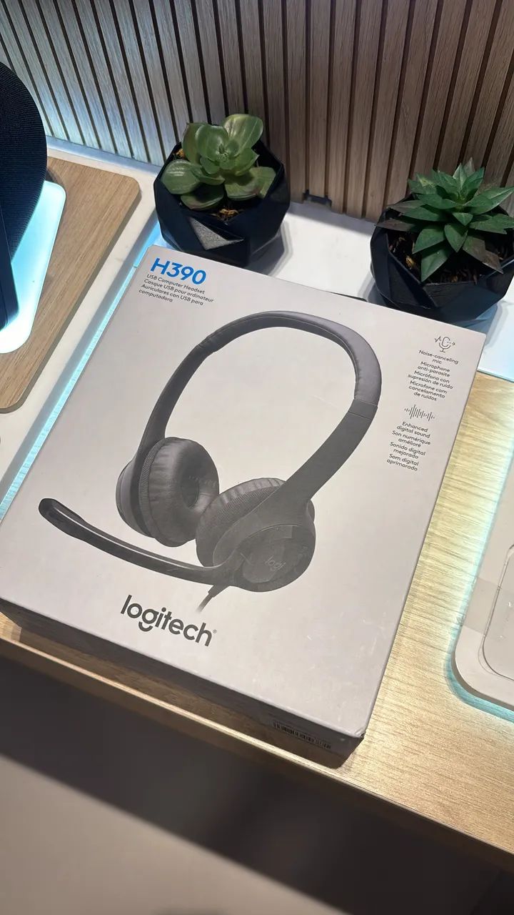 Fone de ouvido Logitech 