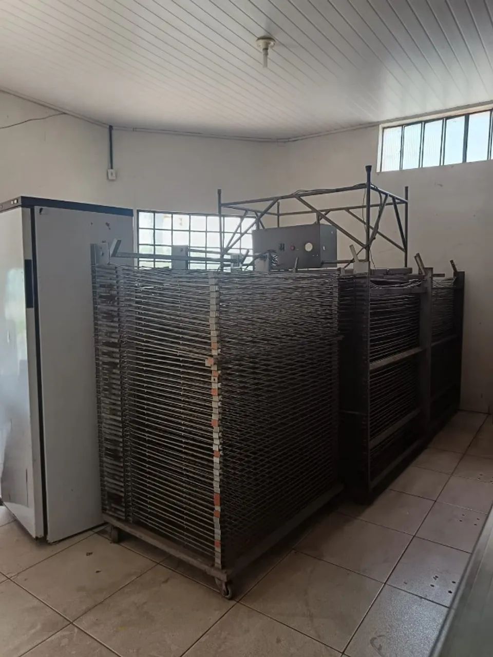 MÁQUINÁRIO INDUSTRIAL PESADO - SERIGRAFIA/FERRO/REAPROVEITAMENTO