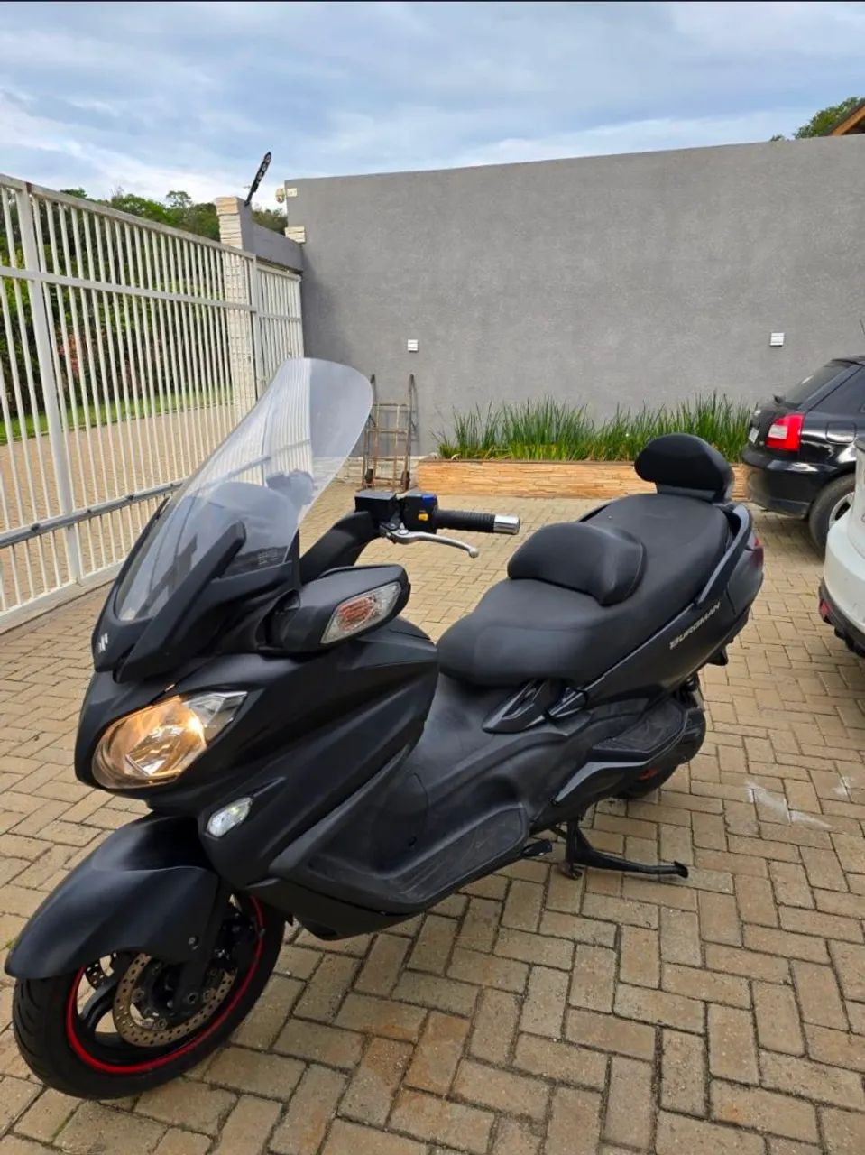 Burgman Executive 2017