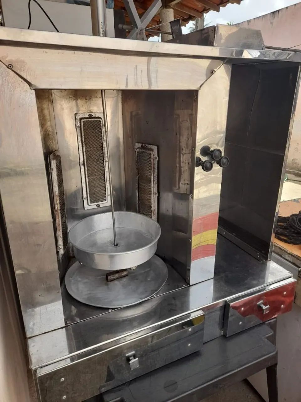Vendo máquina de churrasco grego - Foto 2