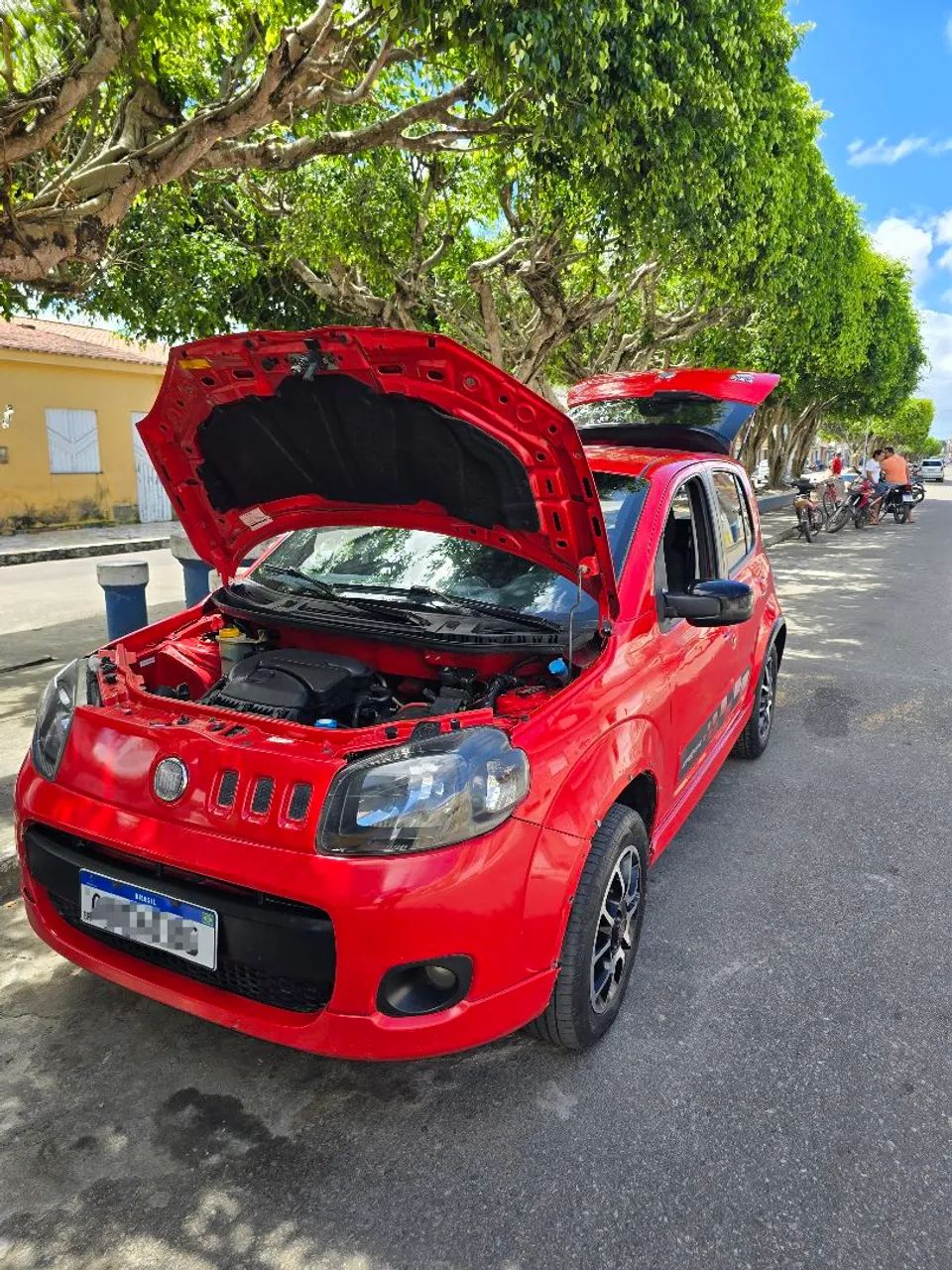 Fiat Uno Sporting 1.4 EVO Fire Flex 8V 4P 2012 - Foto 2