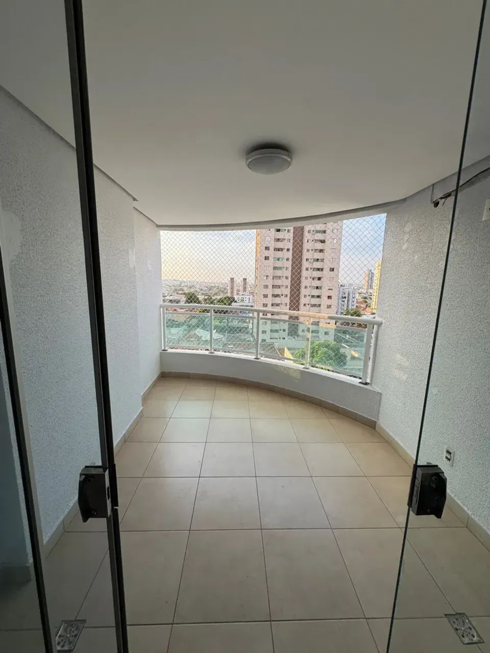 APARTAMENTO PARA ALUGAR  EDIFÍCIO MAISON VITÓRIA