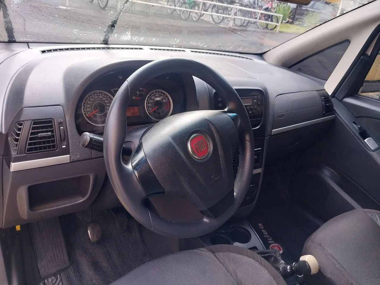 Fiat Idea Attractive 1.4 Fire Flex 8V 5P 2013 - Foto 5