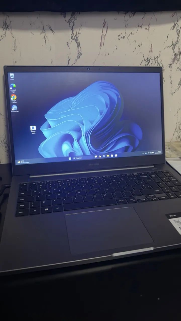 Samsung book celeron 4GB de RAM