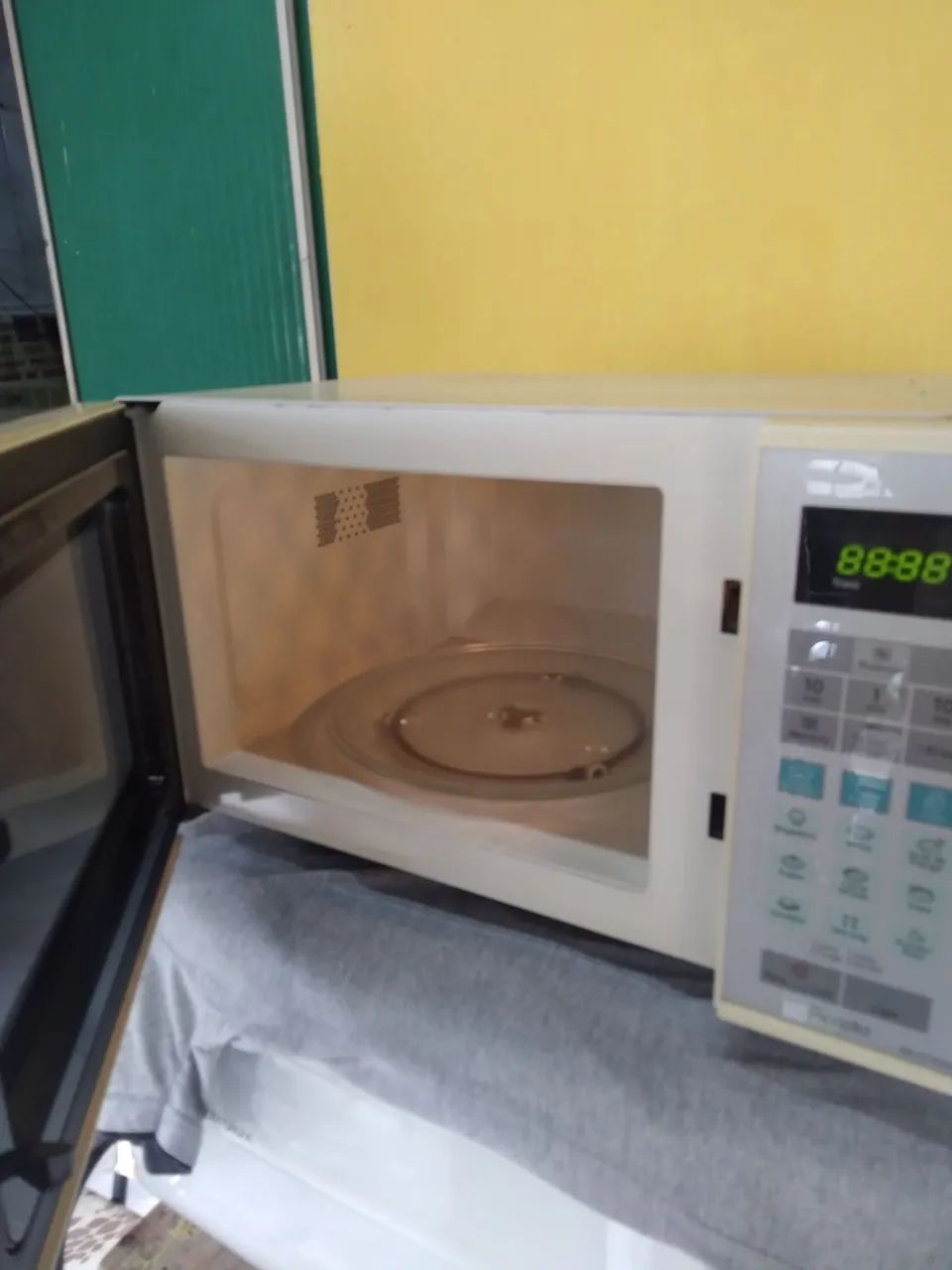 Microondas Panasonic Picollo 20L - Foto 5