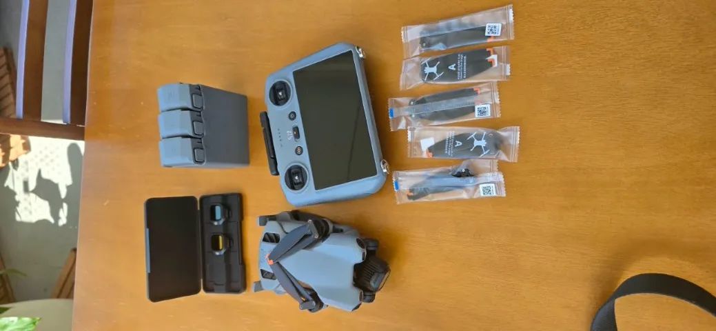 Drone Dji Mini 5 Pro Fly More Combo Plus - Foto 4