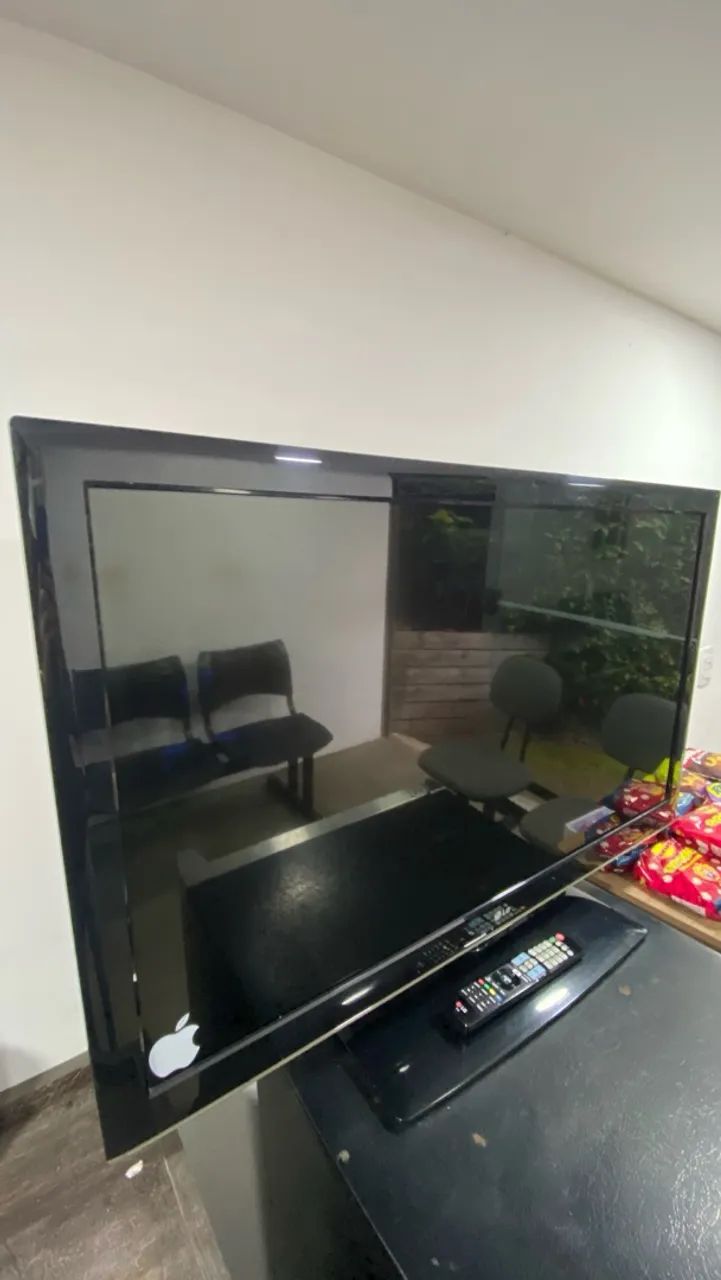 TV LG LED 42 POLEGADAS ? COMPLETA E FUNCIONANDO PERFEITAMENTE! - Foto 3