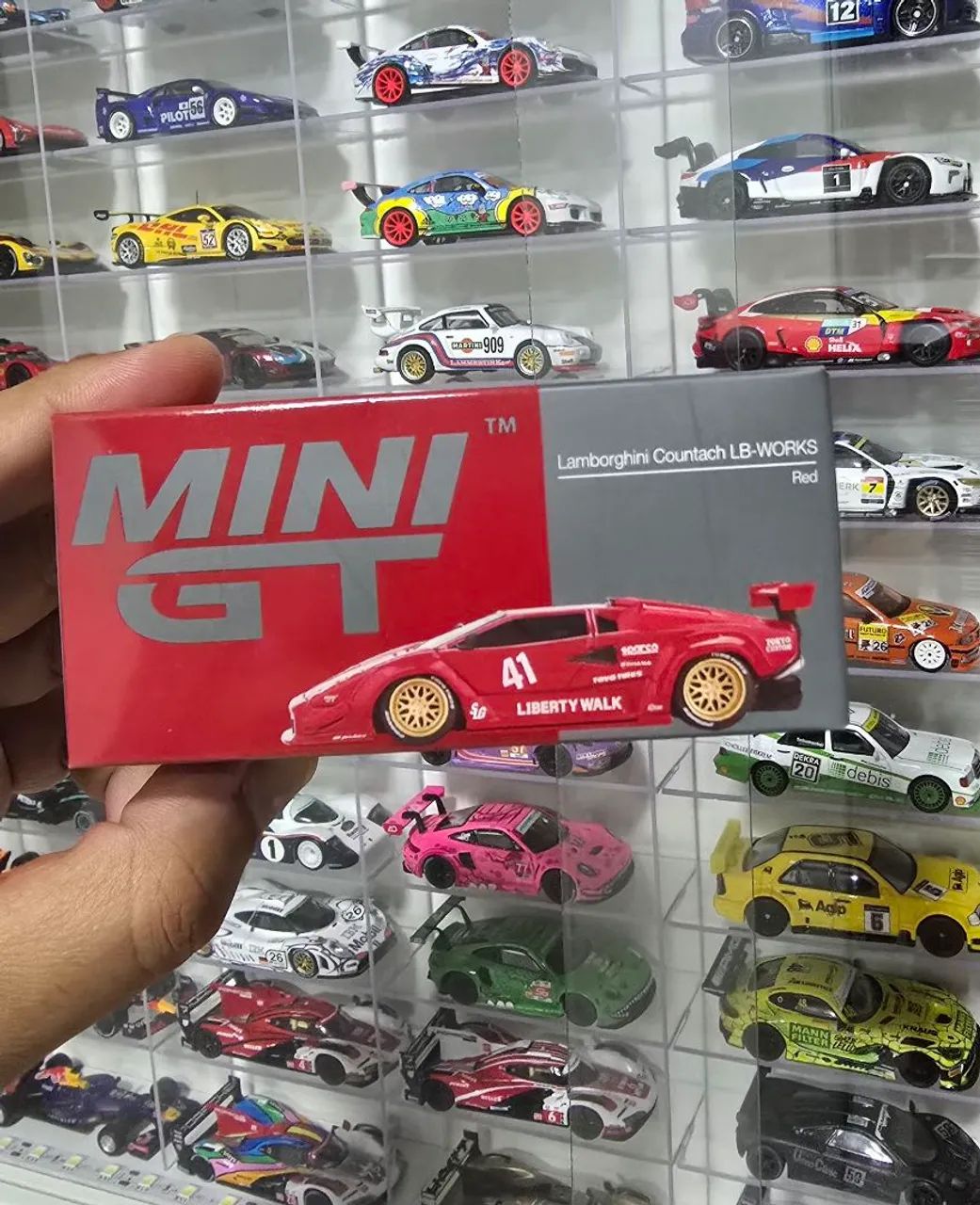 Mini GT Lamborghini Countach LB-WORKS lacrada - Hobbies e coleções