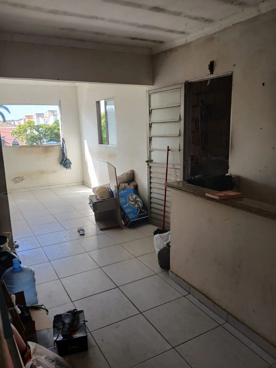 Vende-se casa com 50m^2