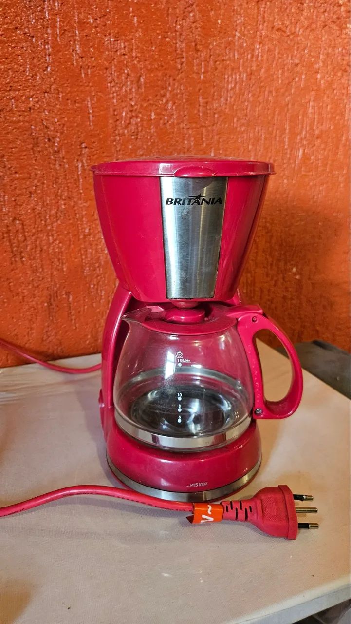 Cafeteira Britânia CP15 Inox Vermelha - 127v (Seminova)