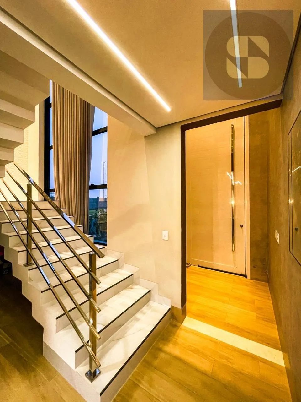 Casa no condomínio Florais da mata, 4 quartos. - Foto 2