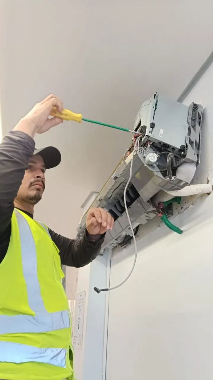 Limpeza completa Split  - Foto 4