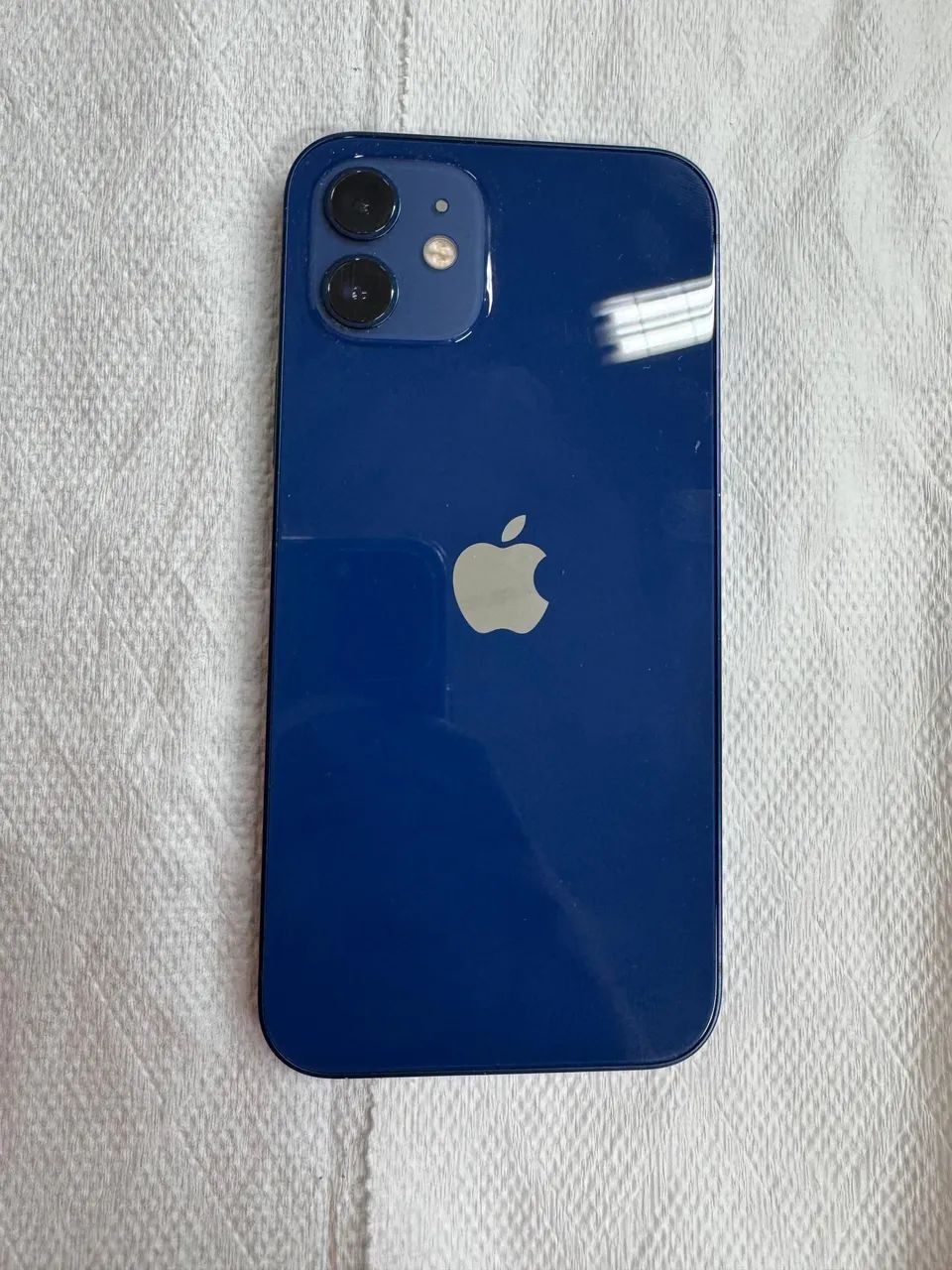iPhone 12 64Gb (Azul) - sem detalhes - Celulares e Smartphones