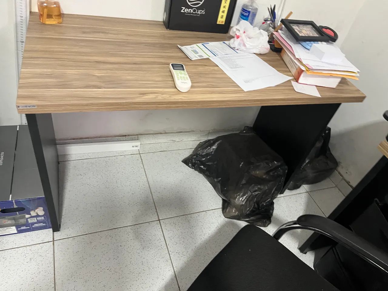 Vendo mesa em MDF 1,20 X 60 - Foto 4