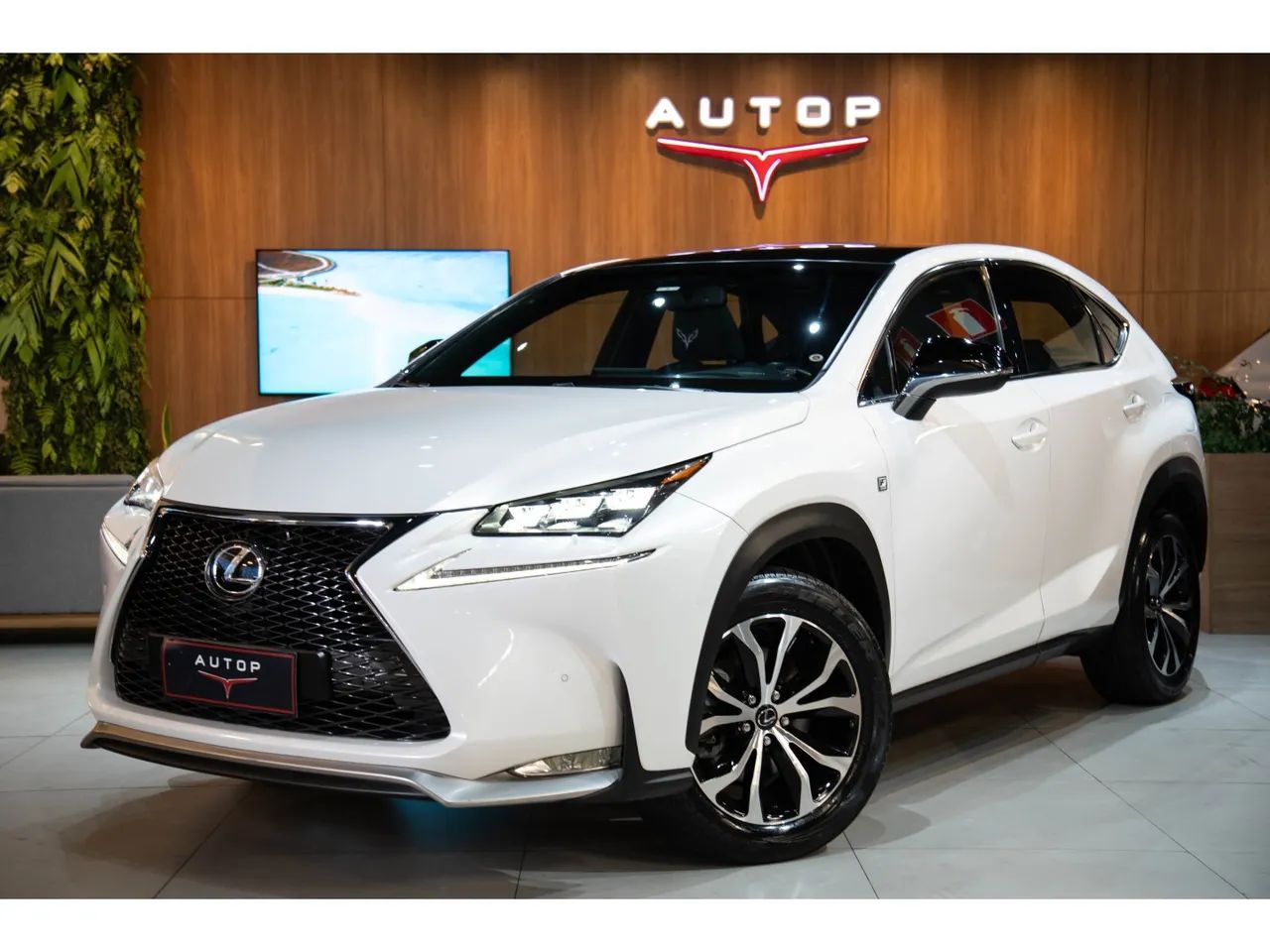 Lexus NX-200t F-sport 2.0 16V 238cv Aut., foto 2 de 20