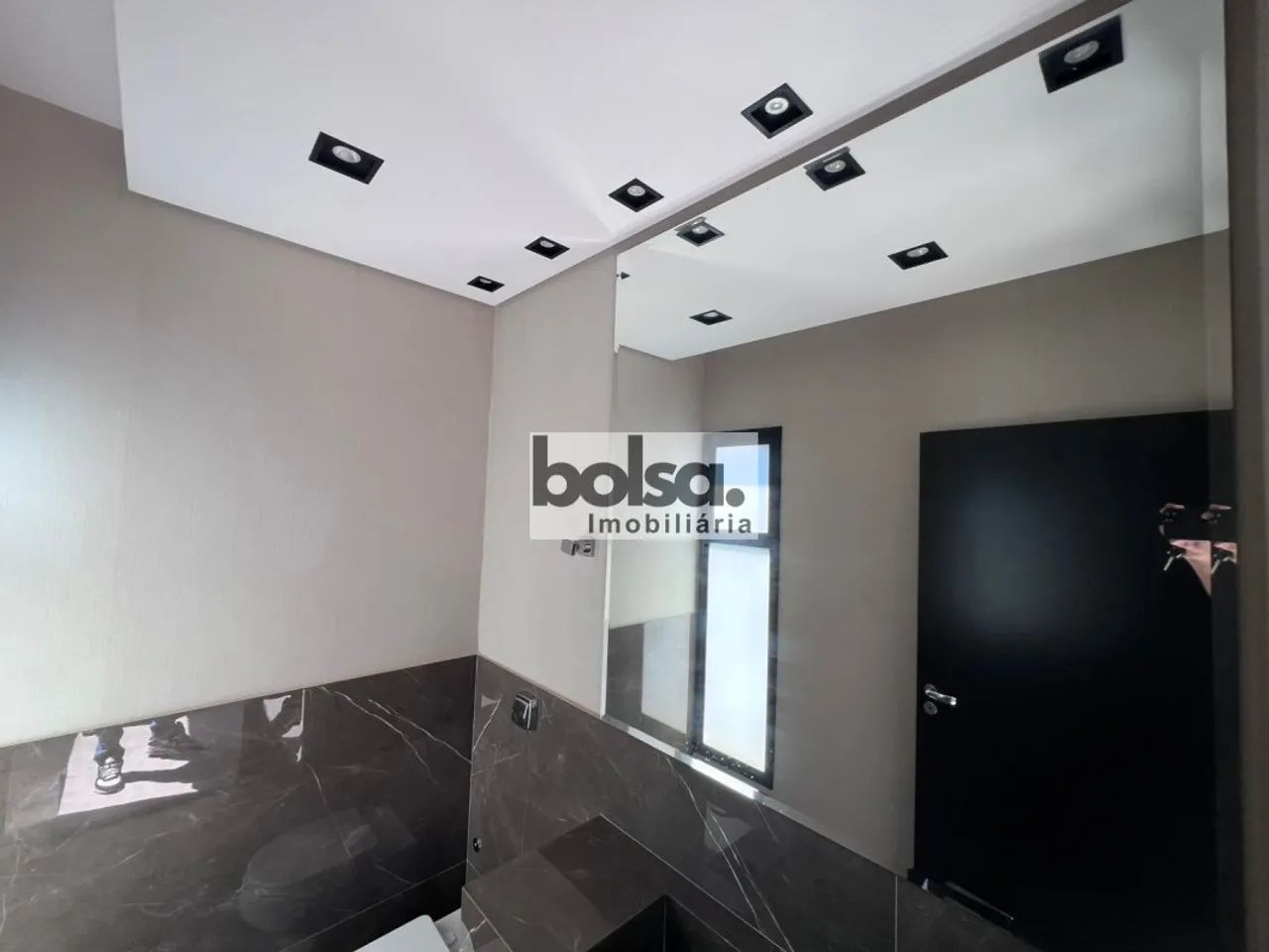 CASA NOVA COM PISCINA EM CONDOMÍNIO BAURU -SP