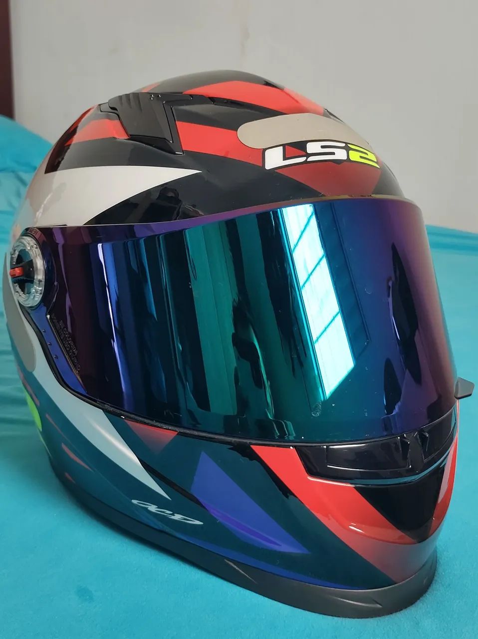 Capacete Ls2 zeroooo numeração 58 sem detalhes ou arranhões SOMENTE VENDA E NÃO FAÇO !!!!! - Foto 3