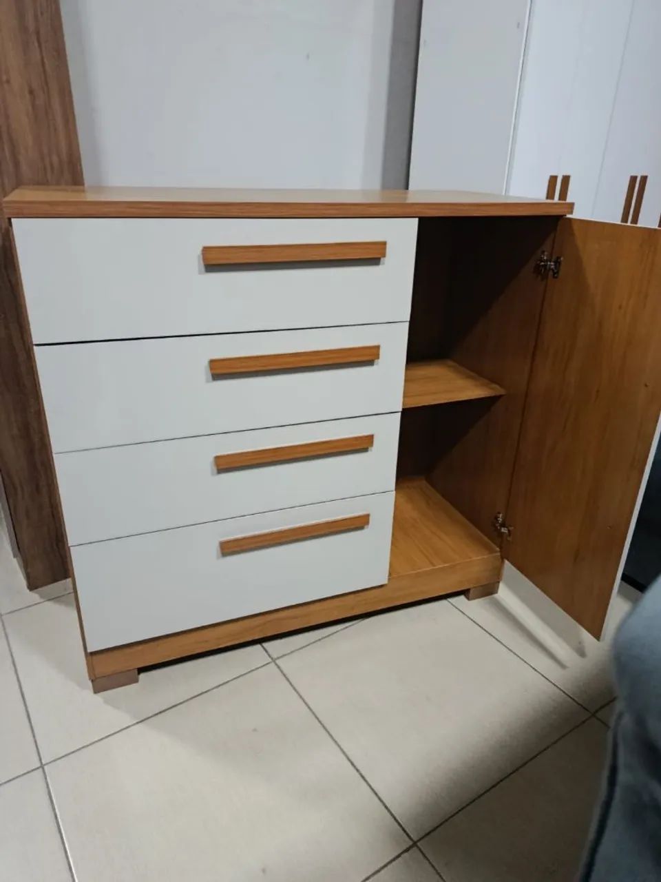 Cômoda 4 gavetas  - Foto 3