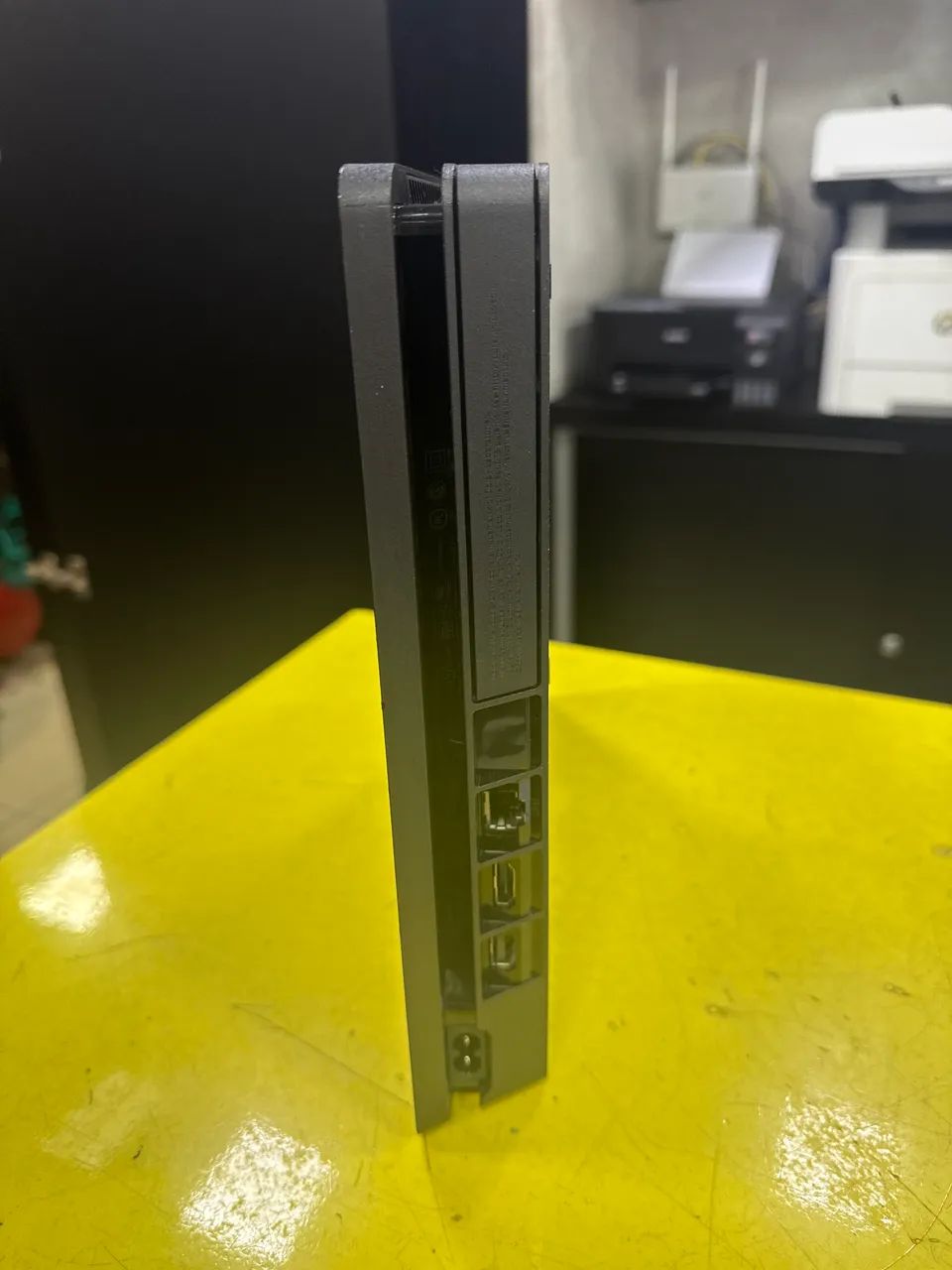 Ps4 slim cuh 2215b - Foto 3