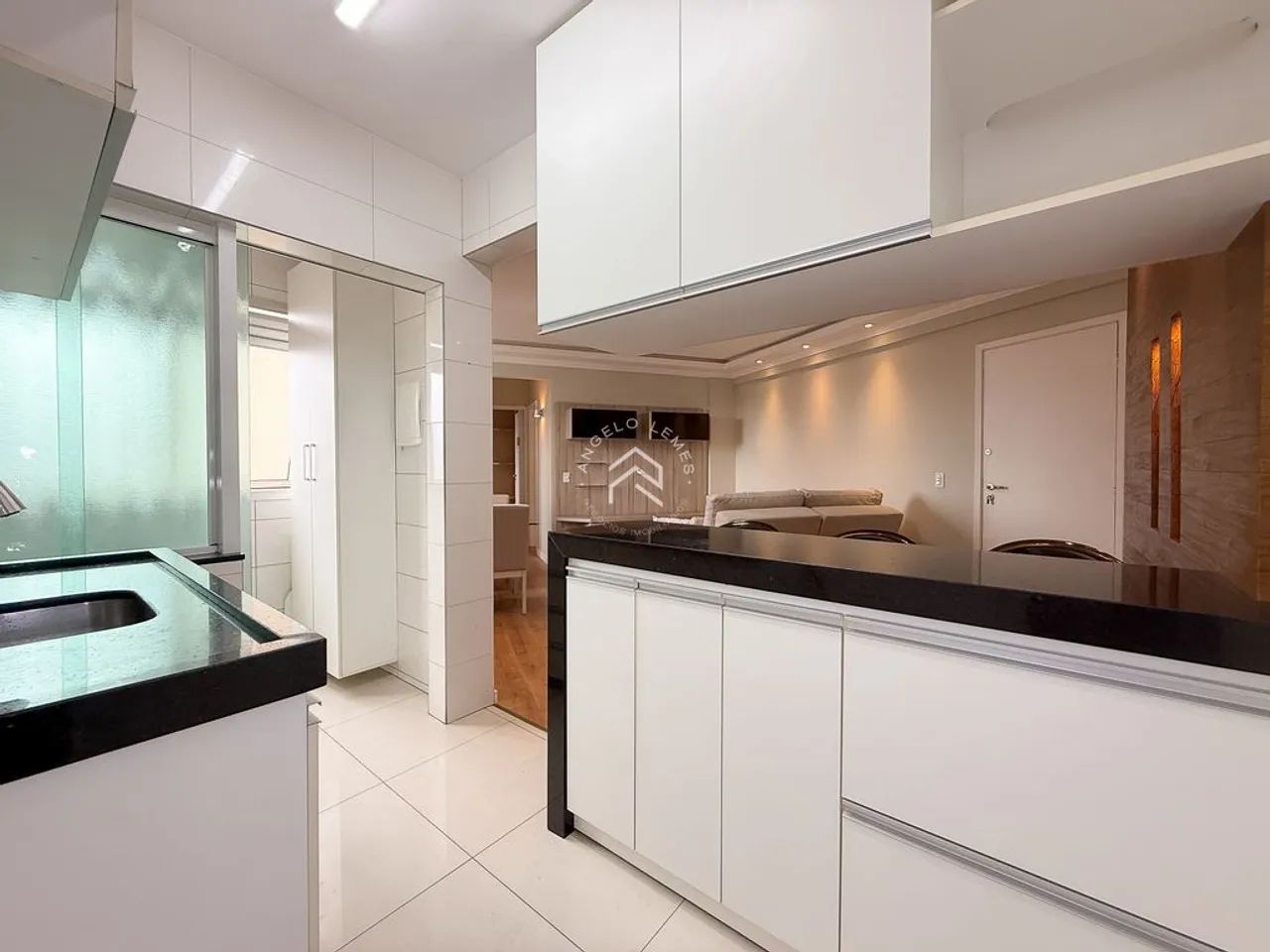 Apartamento Mobiliado com 2 Quartos e 66m² - Hauer - Foto 5